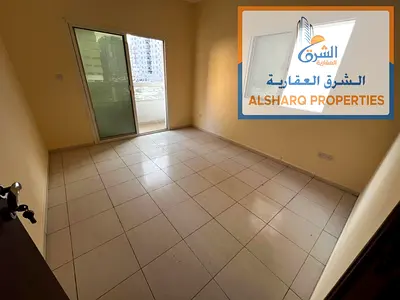 One bedroom and living room, 2 balconies, central air conditioning, opposite Grand Mall, easy acces