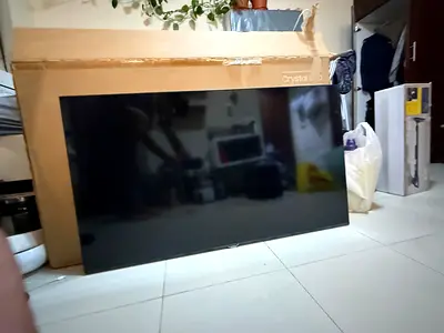 Samsung Crystal UHD Smart TV CU7000
