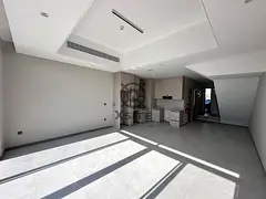 Classy 2 BR | Spacious Layout | Community View