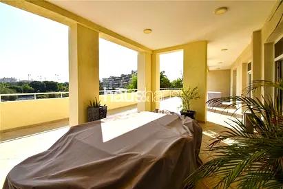 Upgraded 1st Floor Corner Unit | Spacious 3 Bed