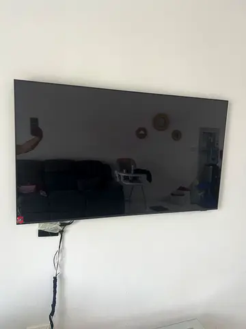 55-inch LED Smart TV - Good working condition