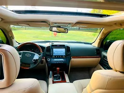 صورة 12 لـ 2015 Toyota LAND CRUISER