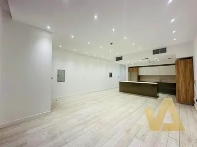 Amazing | Huge Terrace|With amanities