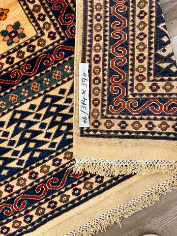 Traditional Middle Eastern Pattern Rug , vintage/tribal handmade Sherwan 100% wool carpet