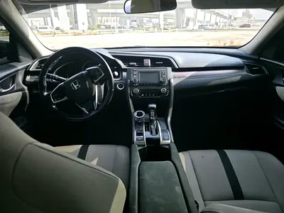 2017 Honda CIVIC — фото 9