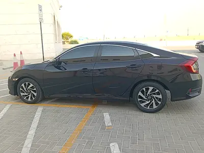2017 Honda CIVIC — фото 2