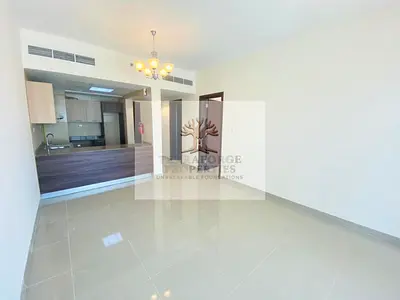 Upto 12 Cheque / Fully Furnished / Huge Balcony