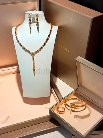 Bvlgari style Gold-tone necklace set with matching earrings and bangles