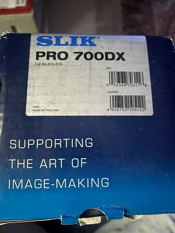 SLIK PRO 700DX Professional Tripod (brand new never used)