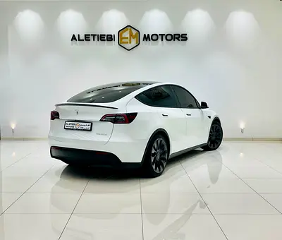 Tesla Model Y Long Range, миниатюра 4