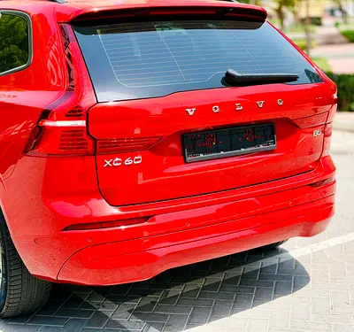 صورة 9 لـ 2023 Volvo XC60