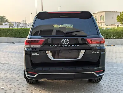 صورة 5 لـ 2014 Toyota LAND CRUISER