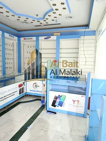 محل تجاري مميز للإيجار في المجاز 3، بموقع حيوي واستراتيجي، مناسب لمختلف الأنشطة التجارية والمهنية، وسهل الوصول.