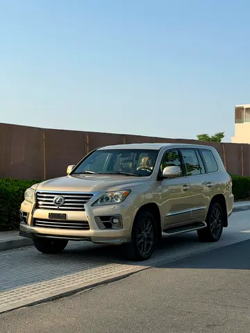 2014 Lexus LX-SERIES 照片 3