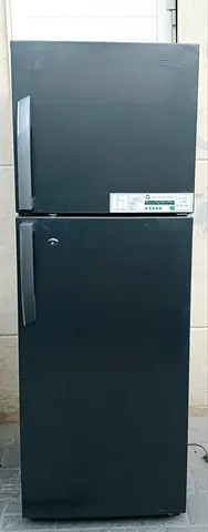 SUPER GENERAL Refrigerator with good working condition perfect cooling