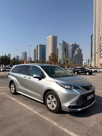 2021 Toyota Sienna LE | American Specs | Hybrid