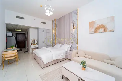 Fully Furnished | Upgraded | Front Canal View