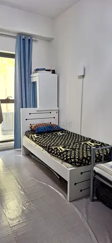 Executive bed space for male walking distance from Abu-bakar metro dubai