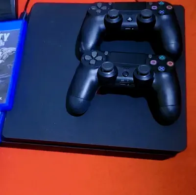 PS4 1TB IN PERFECT CONDITION