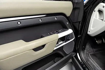 2023 LAND Rover DEFENDER — миниатюра 18