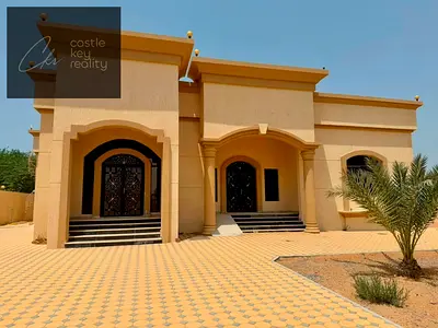 فيلا واسعة للإيجار بـ 4 غرف نوم | الرفاع القديم، الرفاع | خصوصية تامة وحديقة