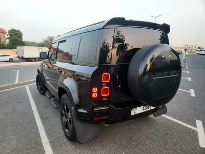 صورة 6 لـ 2024 LAND Rover DEFENDER