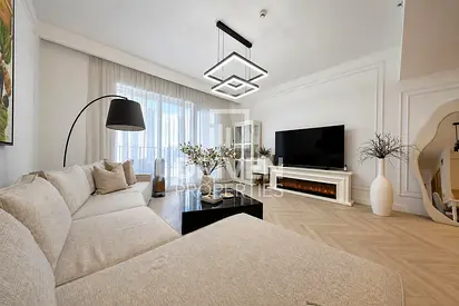Never Rented Before | Furnished | Park View