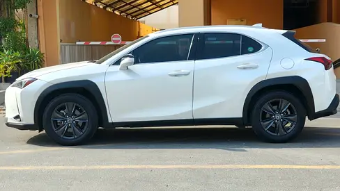 صورة 7 لـ 2023 Lexus UX-SERIES