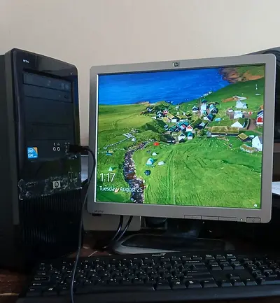 HP Desktop Computer with Monitor