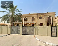 Spacious 4 Bedroom Corner Villa with Pool for Sale | A unique opportunity for living or investment!