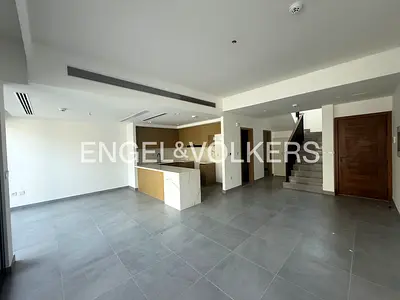 Prime | Vacant | Close to Amenities