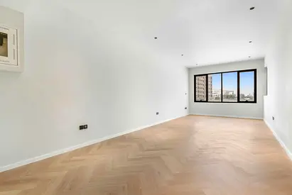 A Beautifully Upgraded 1-Bedroom in Rawdhat