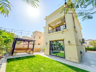 Community Expert | Upgraded Garden | Corner
