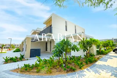 Corner Plot | Close To Pool and Park | Modern