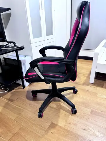 Gaming chair