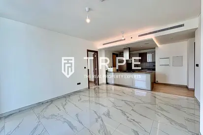 Vacant on Transfer | Middle Floor | Crest Grande