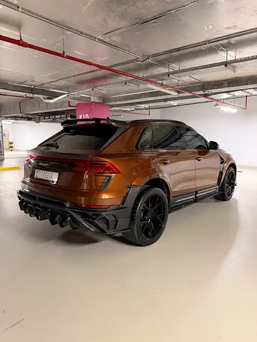 2021 AUDI RS Q8 照片 6