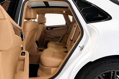 2015 Porsche MACAN 缩略图 16