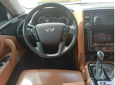 صورة 13 لـ 2021 Infiniti QX80