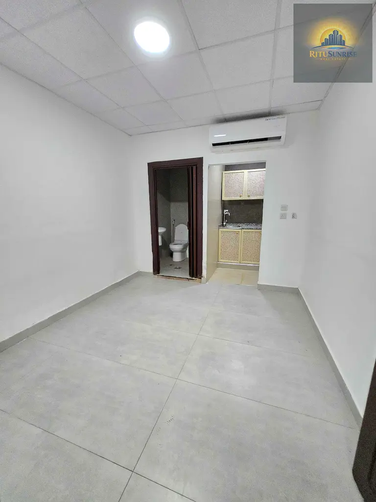 NICE STUDIO APARTMENT AVAILABLE AT AL NAHYAN READY TO MOVE