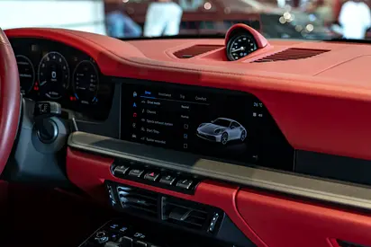 2025 Porsche 911 — миниатюра 11