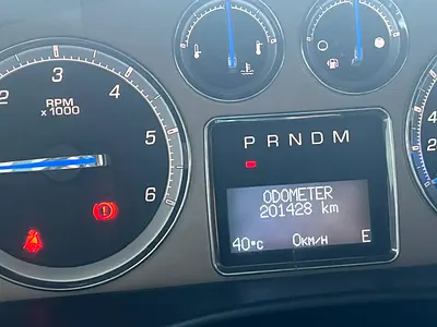 2012 Cadillac ESCALADE — миниатюра 4