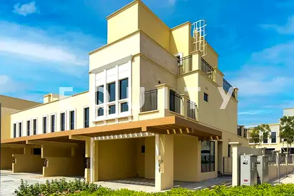 5 Bedrooms | Brand New | Luxury Lagoon Living