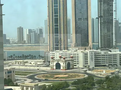 3 غرف وصالة بالتعاون | تكييف على المالك | جيم ومسبح مجاني | قرب مستشفى أوريانا | 72,000 درهم