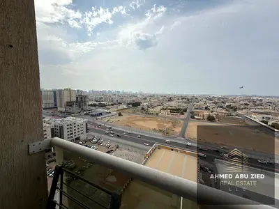 شقة غرفتين وصالة للبيع أو للإيجار في جاردن سيتي عجمان | مجددة بالكامل | إطلالة بانورامية
