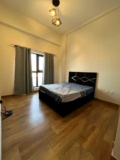Cozy master bedroom close to metro (text on WhatsApp)