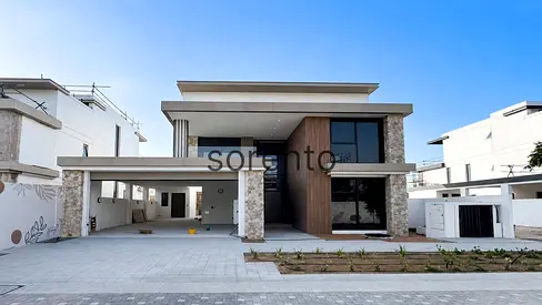 Large Plot | Single Row | Close to Pool