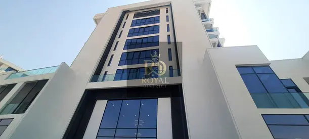 فرصة استثمارية لا تُفوّت | استوديو فاخر 412 قدم² | أقل من سعر السوق | تشطيب راقٍ في بلو باي تاور