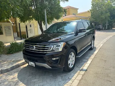 Agency maintained | 2021 Ford Expedition XLT | GCC Specs | Sunroof | Full service history
