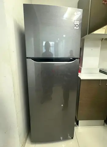 LG 2 Door Refrigerator – Silver/Grey – Excellent Condition